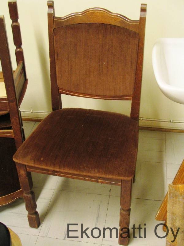 kangasverhoiltu tuoli